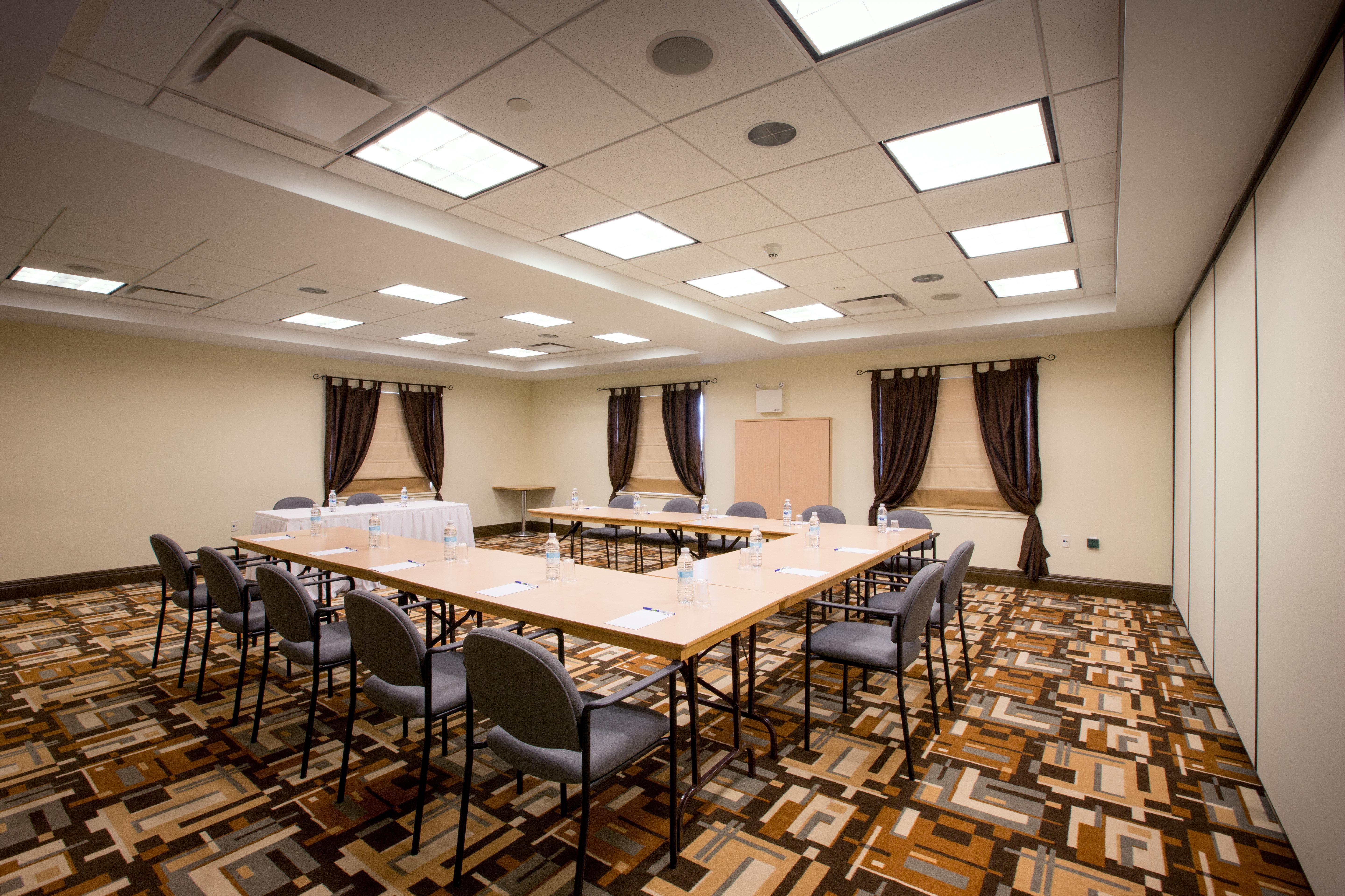 Hotel Express Stellarton-new Glasgow By Ihg