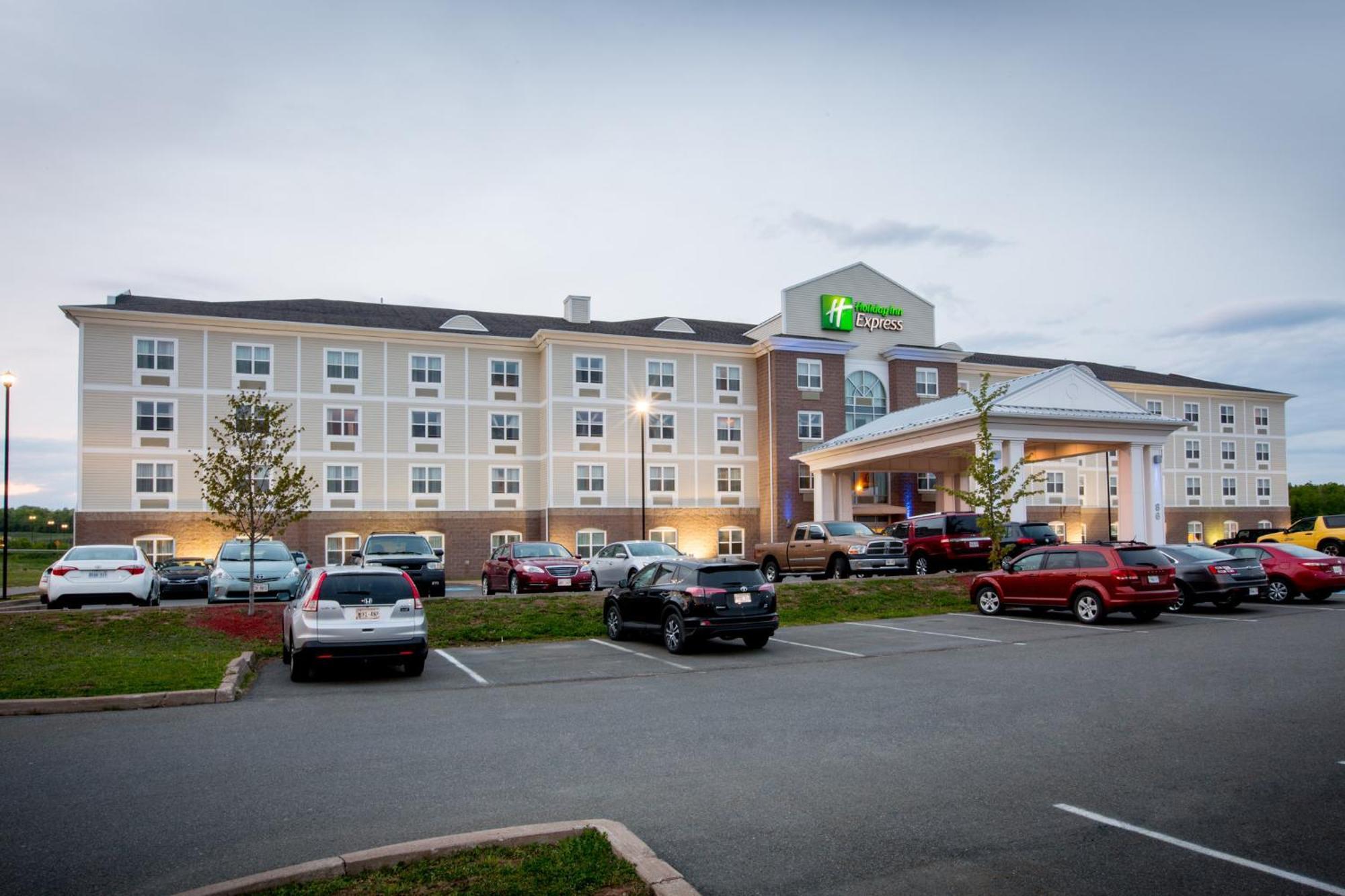Hotel Express Stellarton-new Glasgow By Ihg