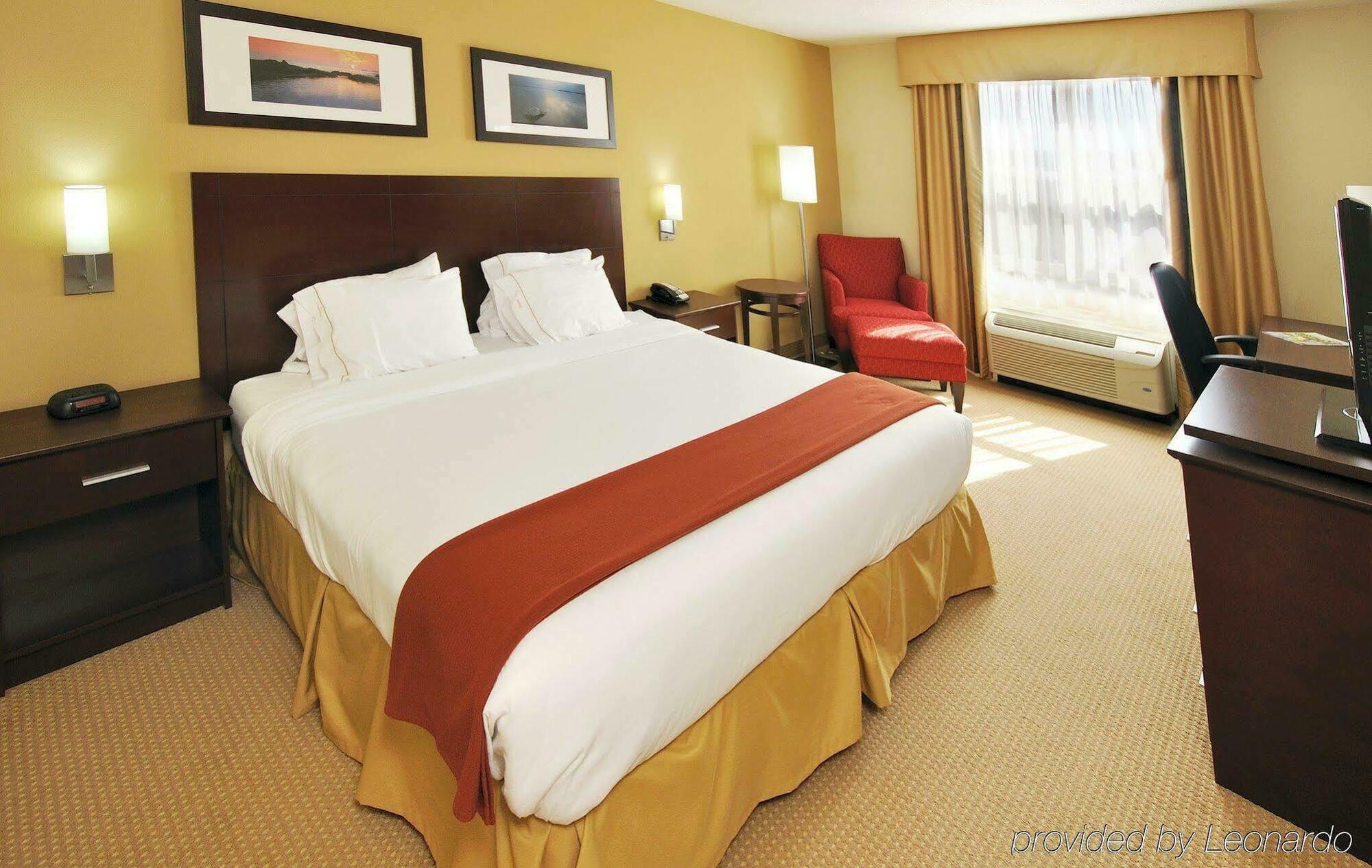 Express Stellarton-new Glasgow By Ihg
